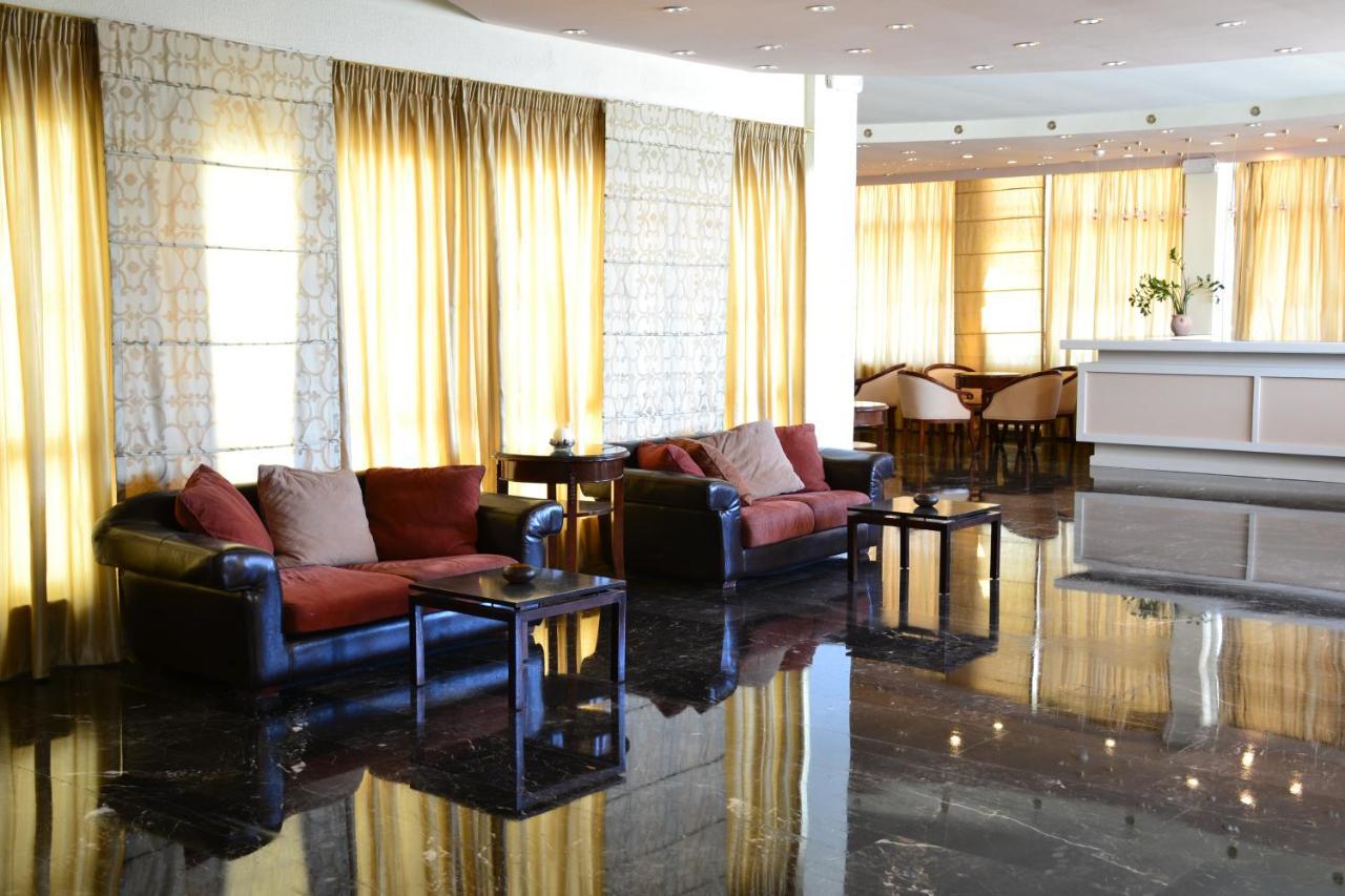 Golden Alexandros Hotel コルフ島 エクステリア 写真